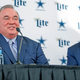 Jerry Jones (r.) hiring Mike McCarthy to lead the Cowboys makes Boys the smart play to win NFC East.